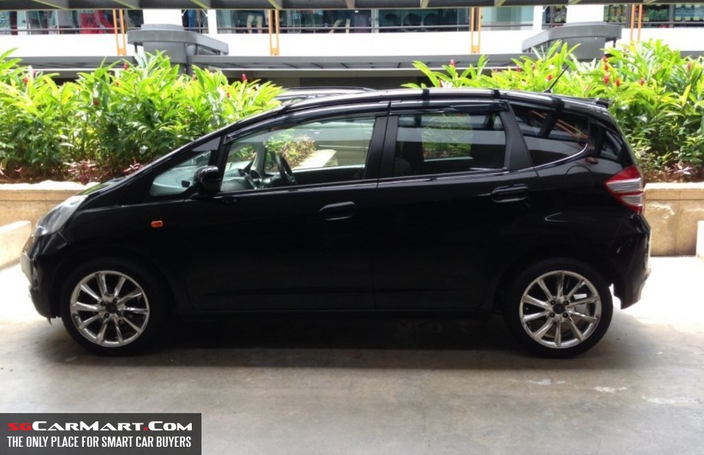 Sgcarmart honda fit #3