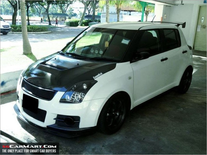 suzuki swift bonnet price