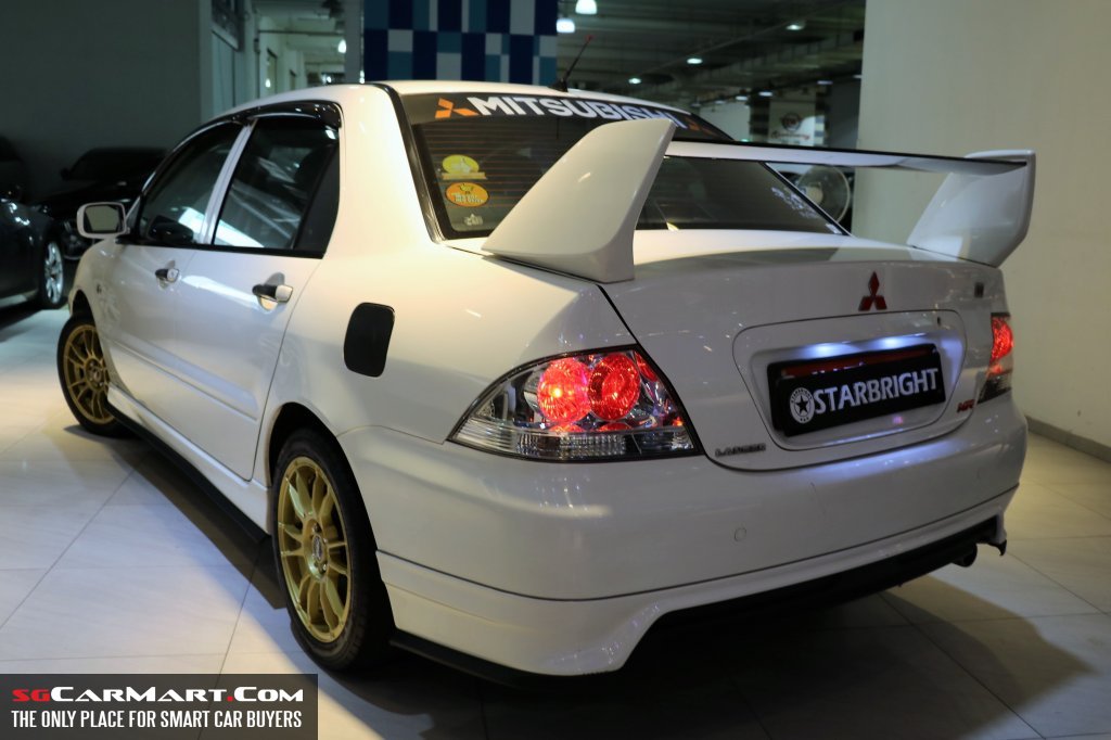 Mitsubishi Lancer Glx 1 6
