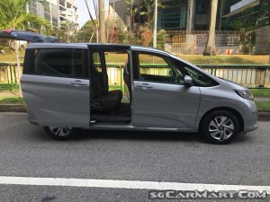 Honda Freed Hybrid 1 5a G Honda Sensing Details Sgcarmart