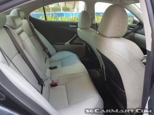 Lexus IS250 Luxury (COE till 11/2023)