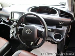 Toyota Sienta 1.5A X