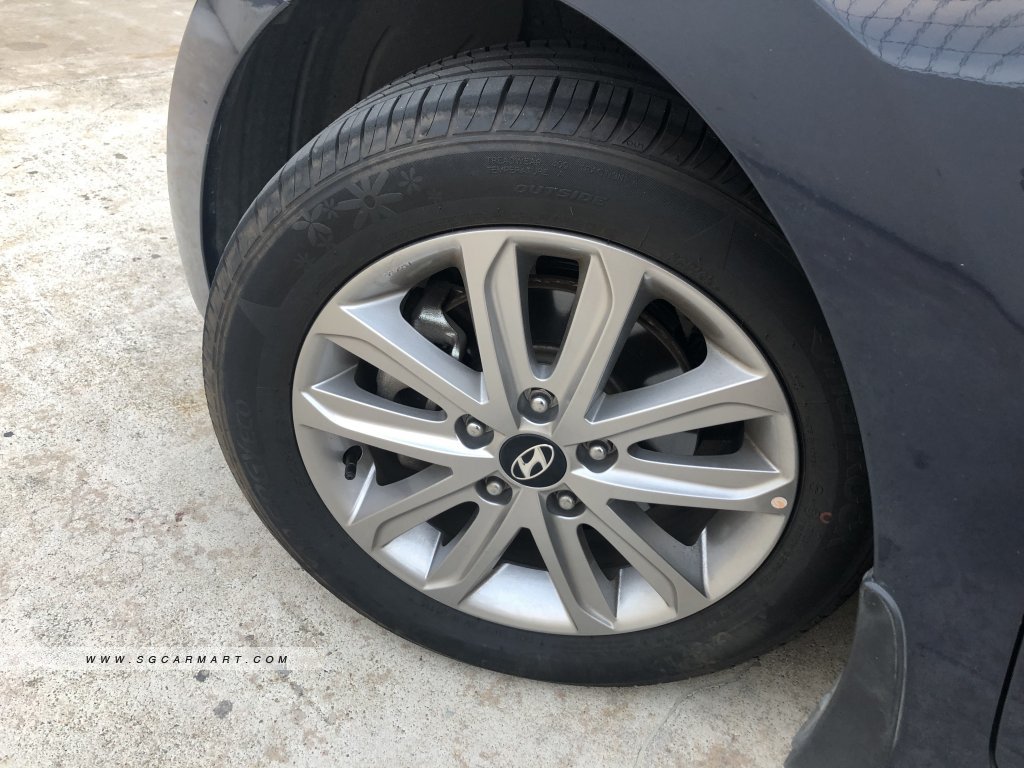 hyundai elantra hubcaps 2016