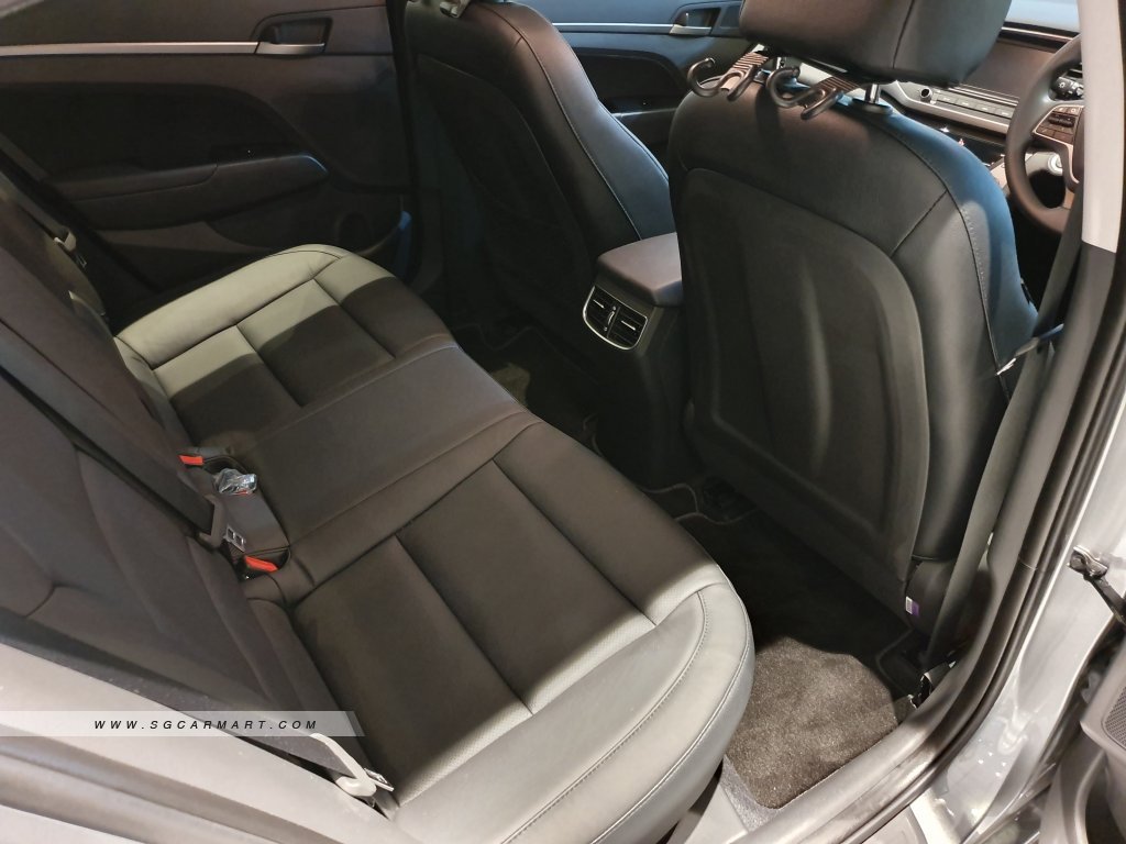 Hyundai Elantra Car Seat Installation - Perfect Hyundai