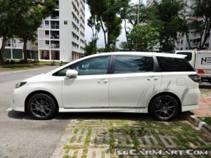 Toyota wish 2018