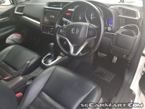 Honda Jazz 1.5A RS