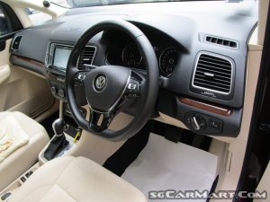 Volkswagen Sharan 2.0A TSI Sunroof