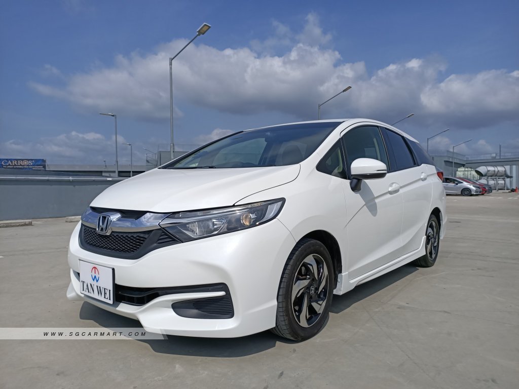 Honda shuttle 2017 hybrid