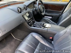 Jaguar XJ 2.0A Premium Luxury SWB