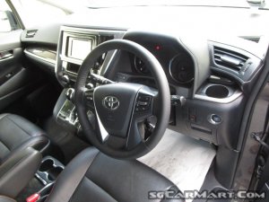 Toyota Alphard 2.5A SA