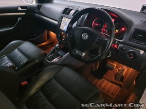 Volkswagen Golf GTI 5DR Sunroof (COE till 10/2028)