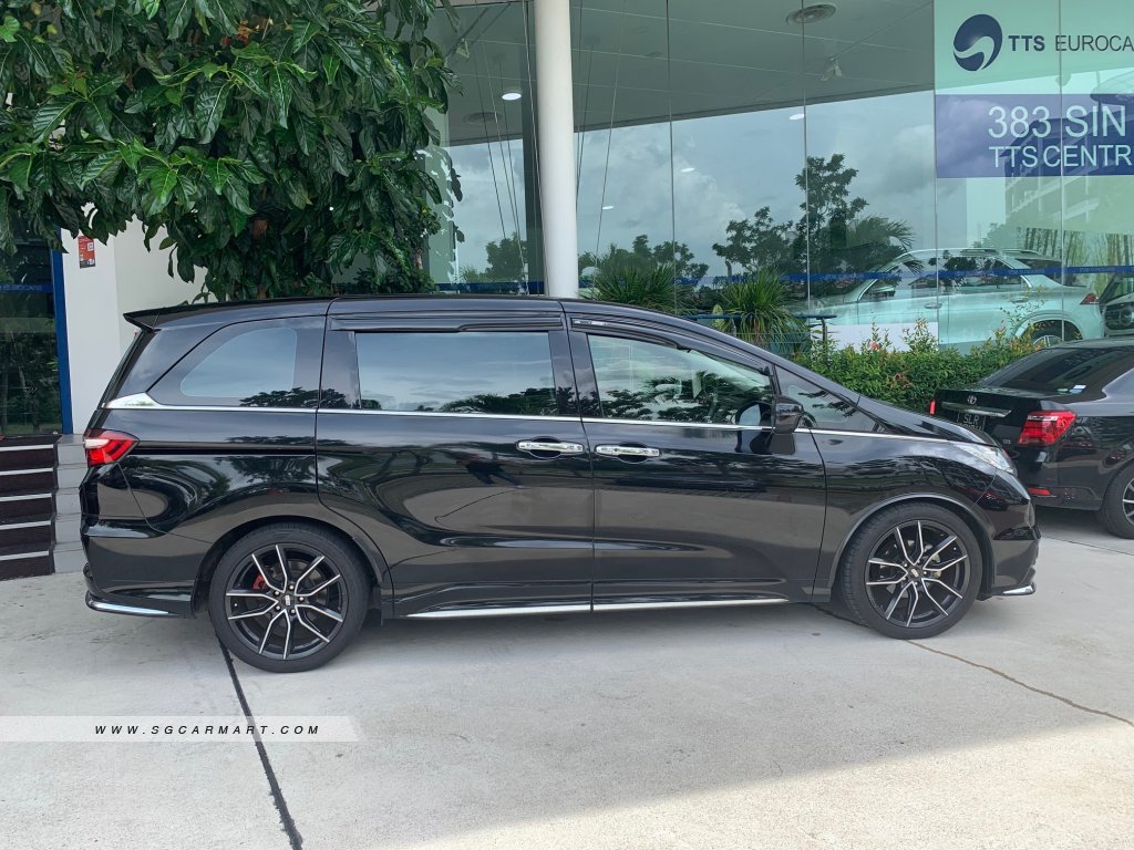 Used 2015 Honda Odyssey 2 4a Absolute For Sale Expired Sgcarmart