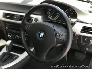 BMW 3 Series 318i Sunroof (New 10-yr COE)