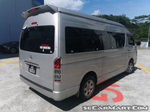 Toyota Hiace Commuter 3.0A GL - Skylink