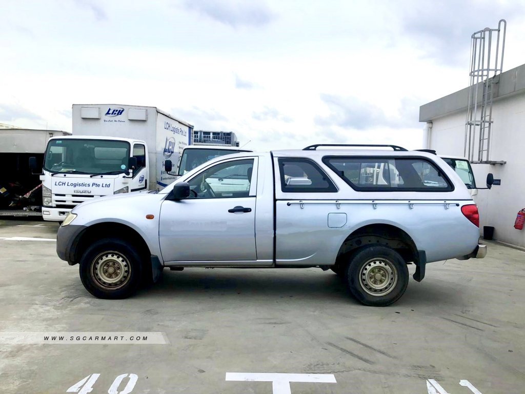 Photos for Mitsubishi Triton L200 Single-Cab 2.5M (COE till 07/2022) -  Sgcarmart