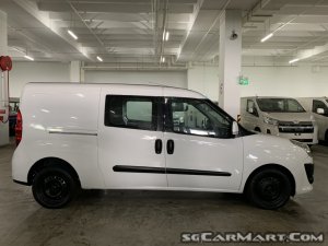 Used Fiat Doblo Cargo Maxi 1 6a Multijet Vehicle For Sale In Singapore Car S Pte Ltd Stcars