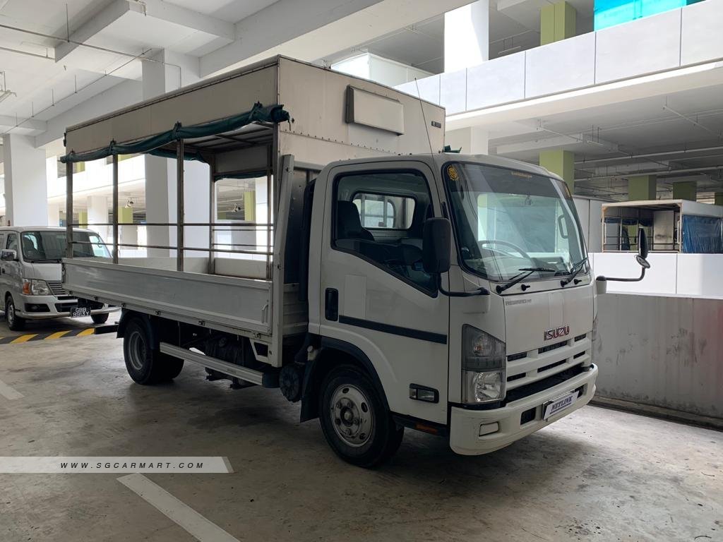 Isuzu elf npr85