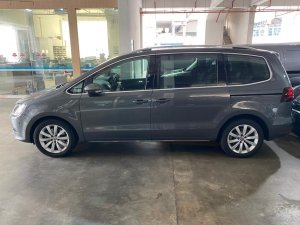 Used Volkswagen Sharan 2 0a Tsi Car For Sale In Singapore Think One Automobile Trading Stcars