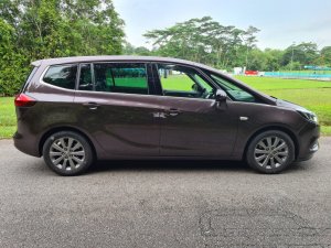 17 Opel Zafira Grand Tourer 1 4a Turbo Innovation Photos Pictures Singapore Stcars