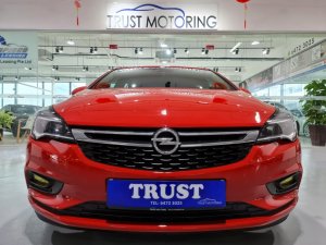 Used Opel Astra Sports Tourer 1 0a Car For Sale In Singapore Trust Motoring Stcars