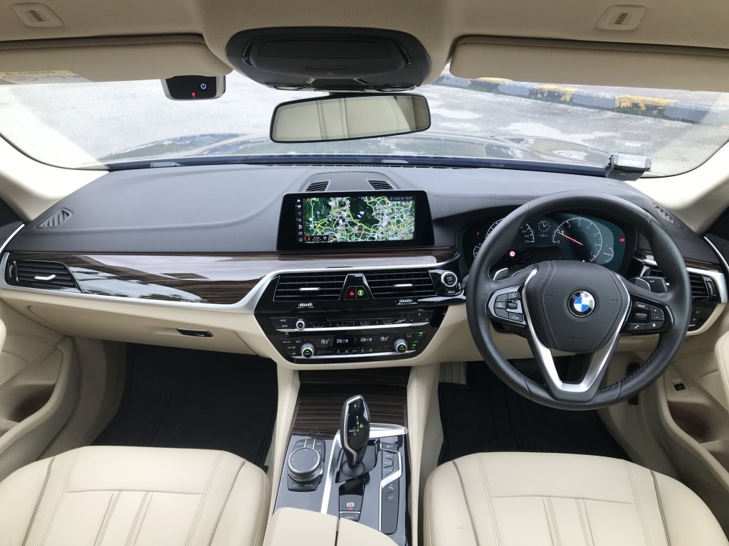 Bmw 520 салон