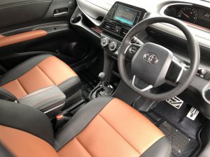 Toyota Sienta 1.5A Standard