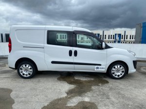 Used Fiat Doblo Cargo Maxi 1 6m Multijet Sx Vehicle For Sale In Singapore Abs Bus Pte Ltd Stcars