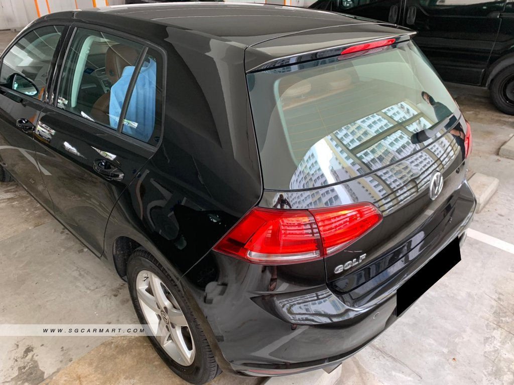 Volkswagen Golf 1.2A TSI