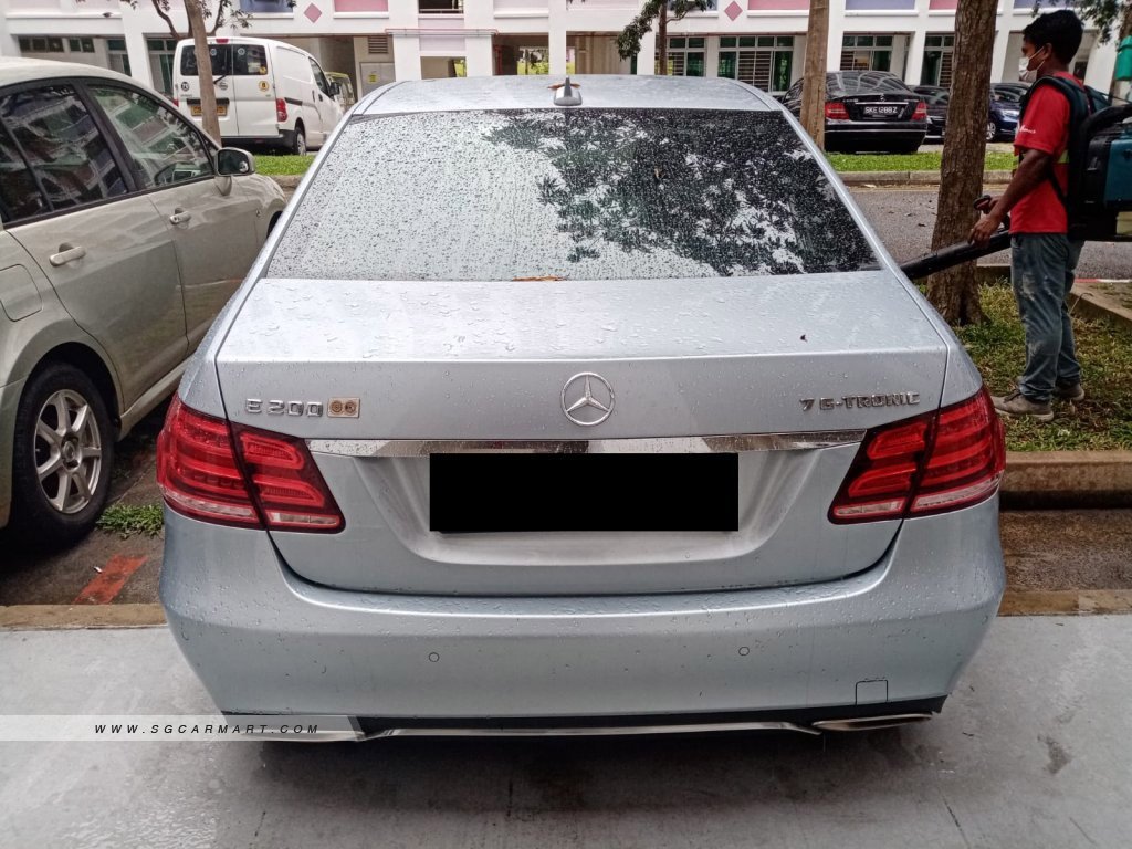 Mercedes-Benz E-Class E200