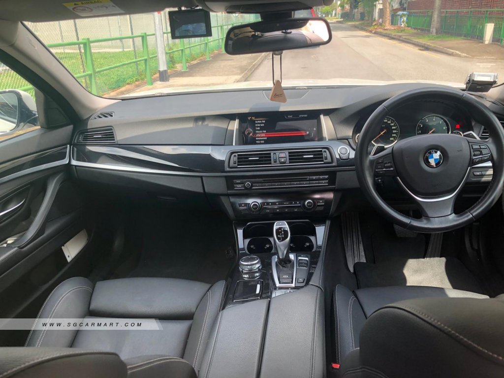 BMW 5 Series 528i Sport Pro