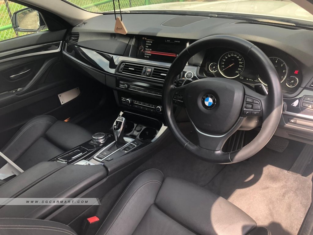 BMW 5 Series 528i Sport Pro