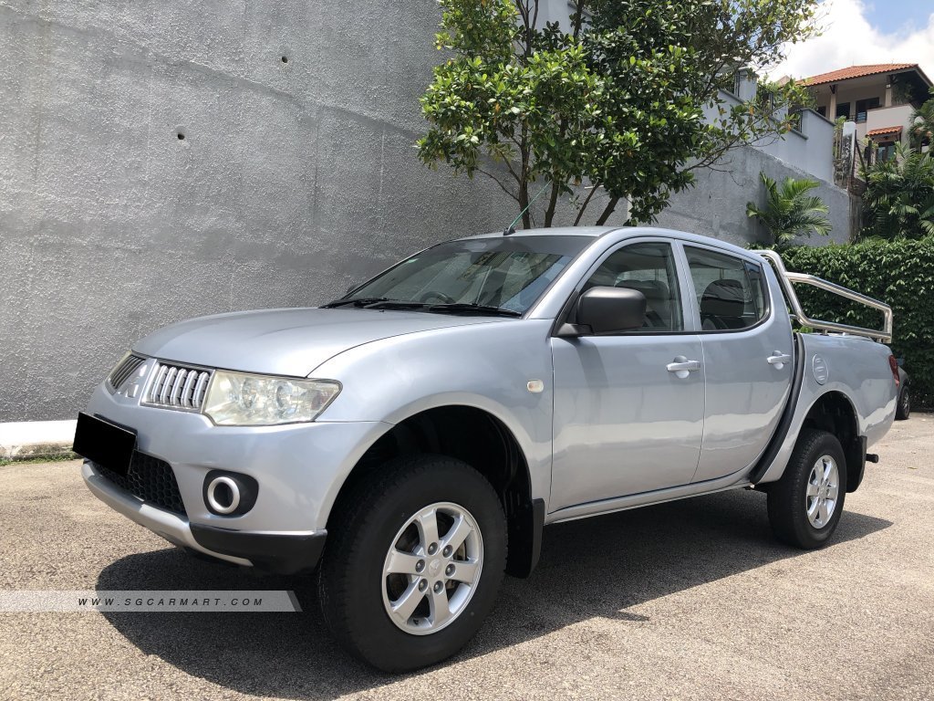 Used 2013 Mitsubishi Triton L200 Double Cab 2 5m For Sale Expired Sgcarmart