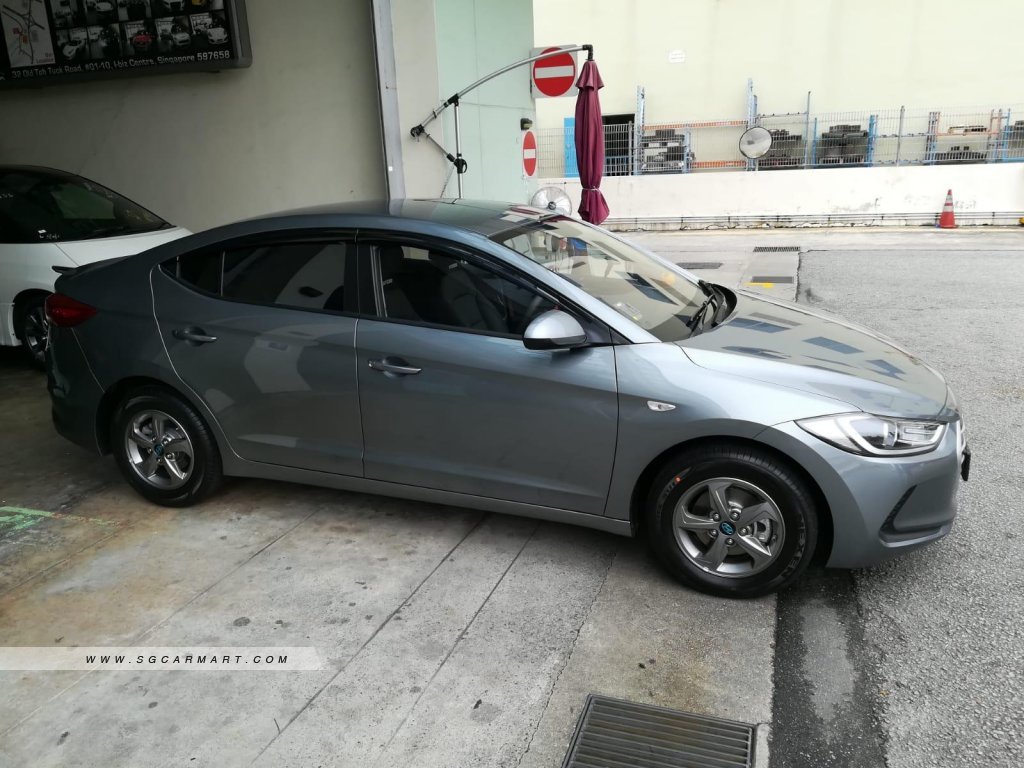 Hyundai Elantra 1.6A GLS
