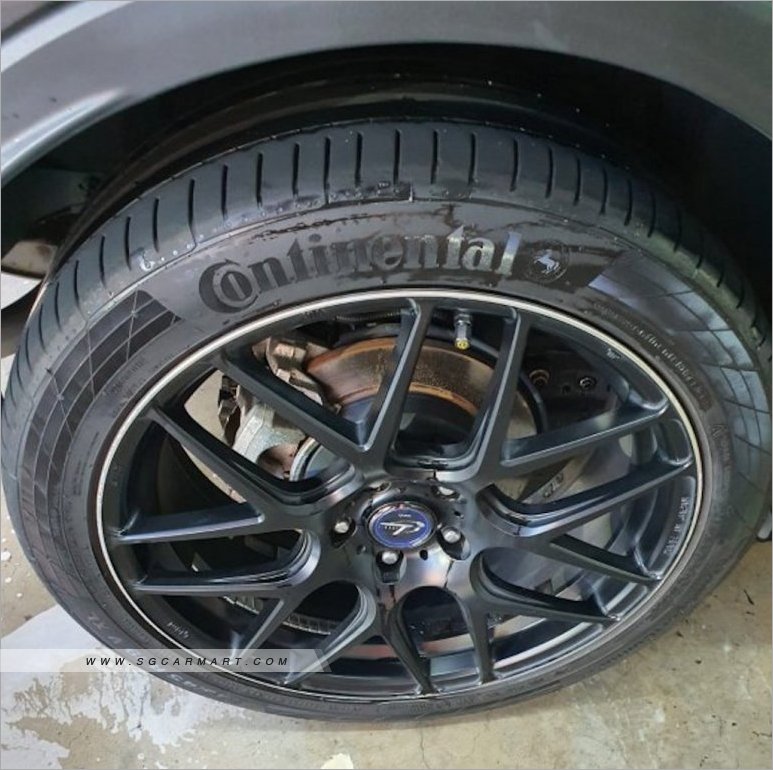 Toyota C-HR Hybrid 1.8A G LED