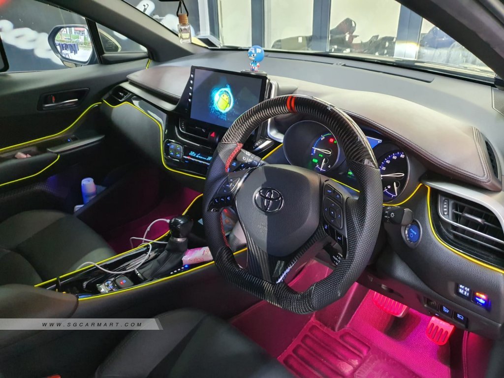 Toyota C-HR Hybrid 1.8A G LED