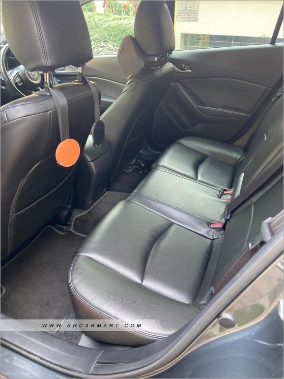 Mazda 3 1.5A Sunroof