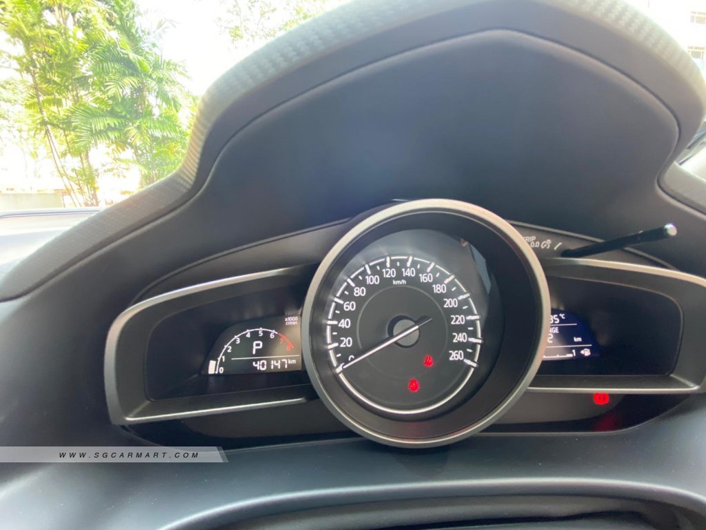 Mazda 3 1.5A Sunroof