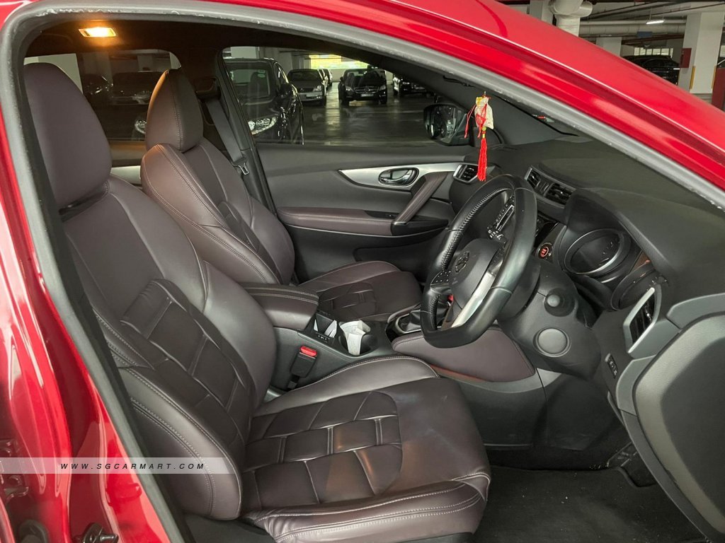 Nissan Qashqai 2.0A Premium