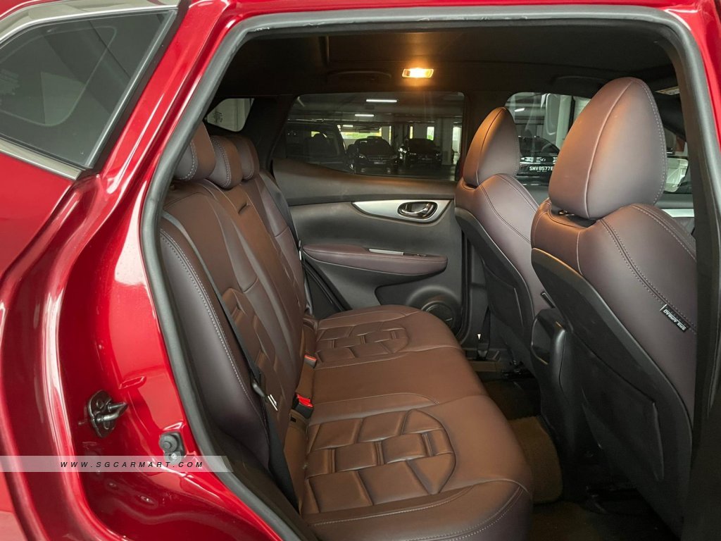 Nissan Qashqai 2.0A Premium