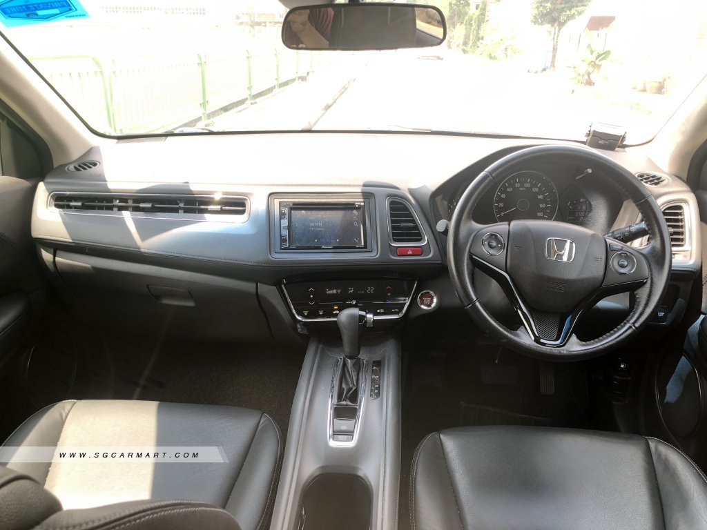 Honda Vezel 1.5A X Honda Sensing