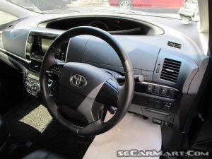Toyota Estima 2.4A Aeras Premium 8-Seater Moonroof