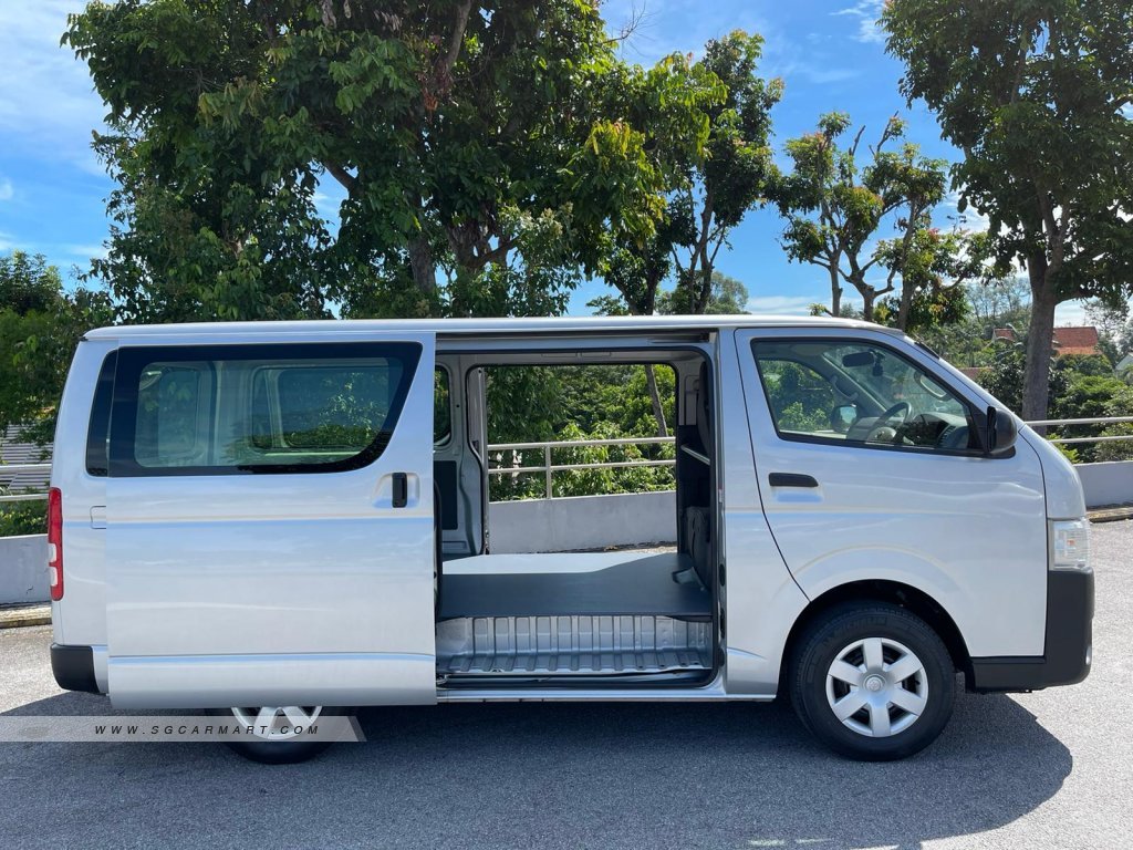 Used 2016 Toyota Hiace 3 0a Dx For Sale Expired Sgcarmart