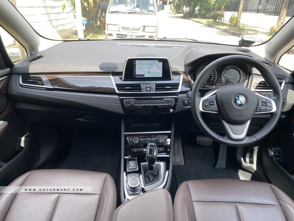 BMW 2 Series 216i Gran Tourer Luxury