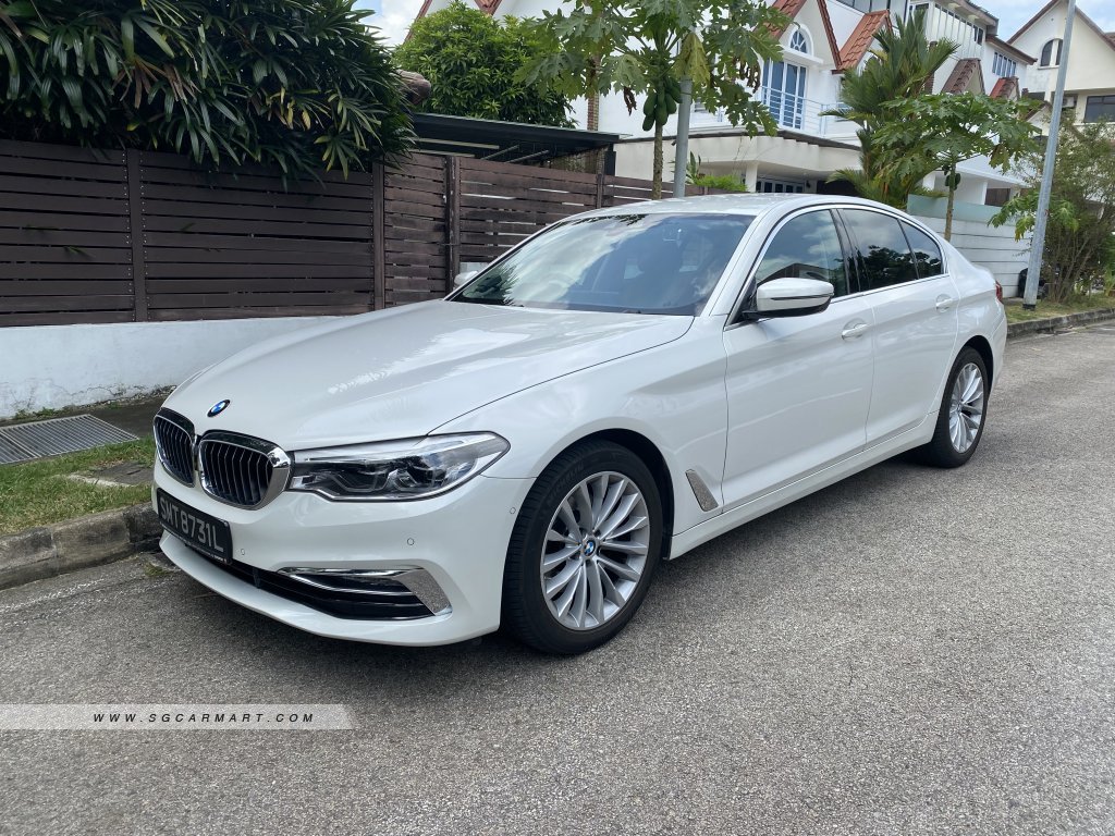 BMW 5 Series 520i Luxury