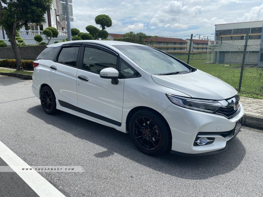 Honda Shuttle 1.5A G LED