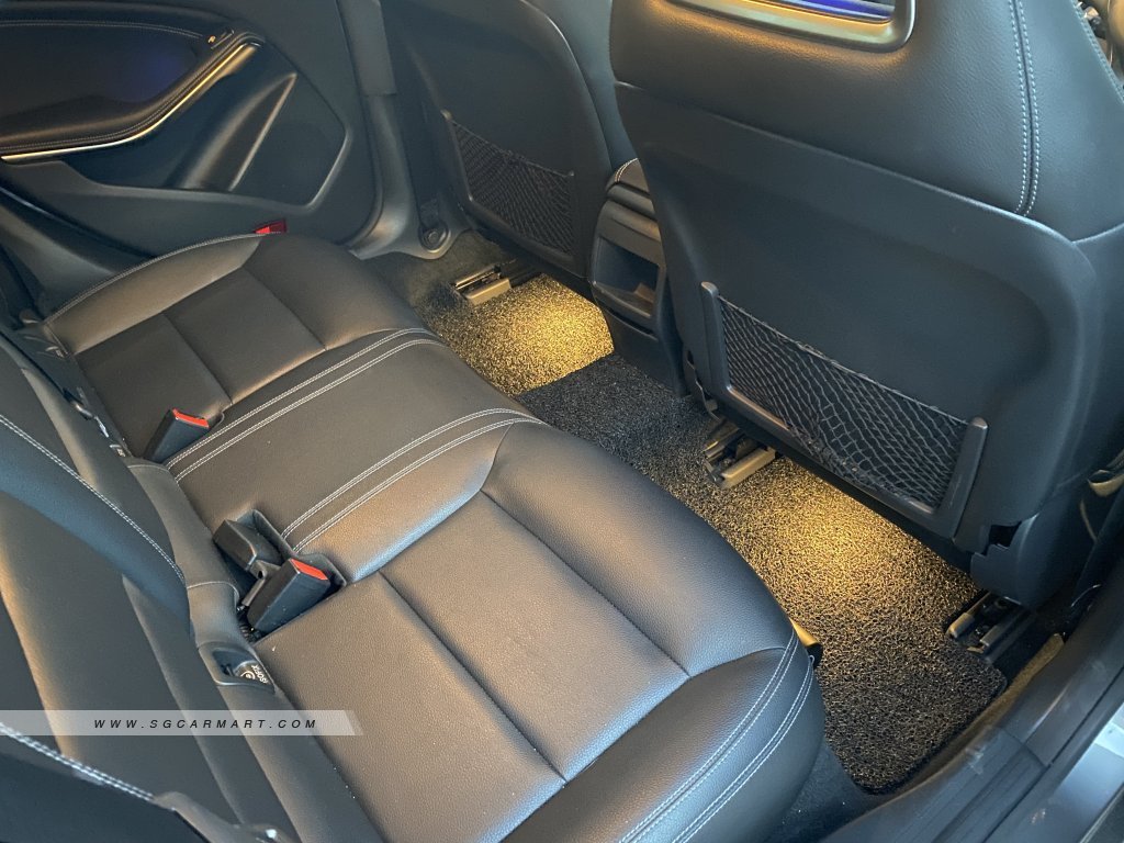 Mercedes-Benz CLA-Class CLA180 Urban