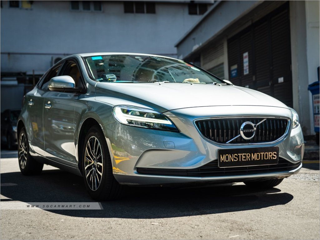 Used 18 Volvo V40 T4 Momentum For Sale Expired Sgcarmart