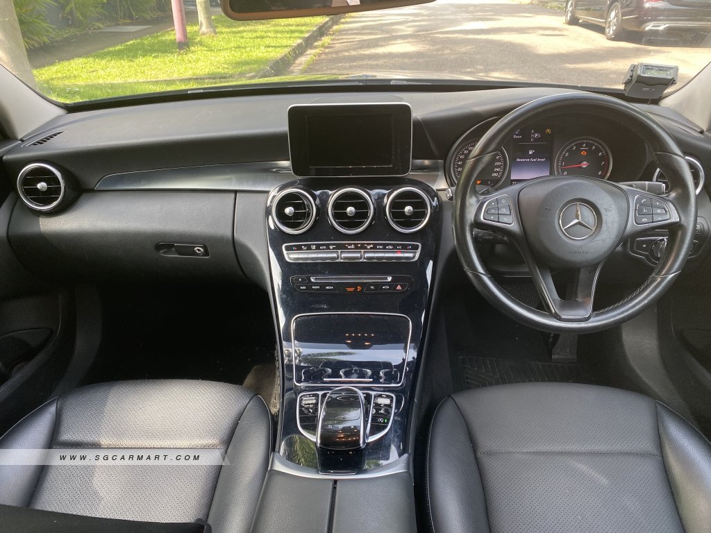 Mercedes-Benz C-Class C200