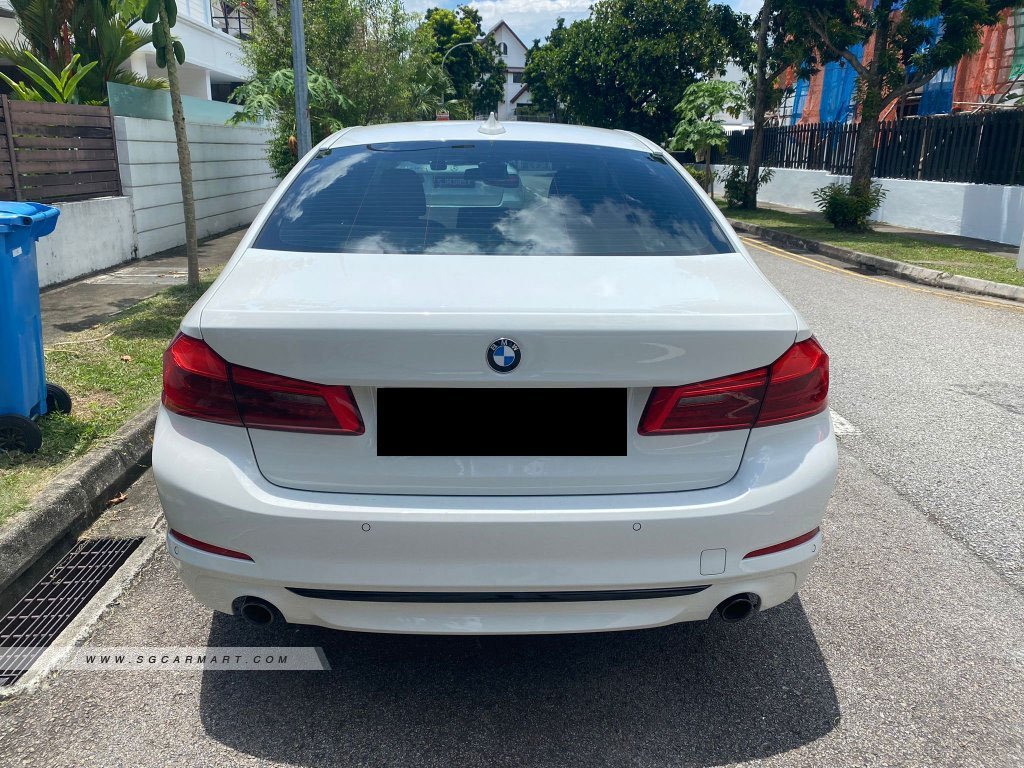 BMW 5 Series 520i