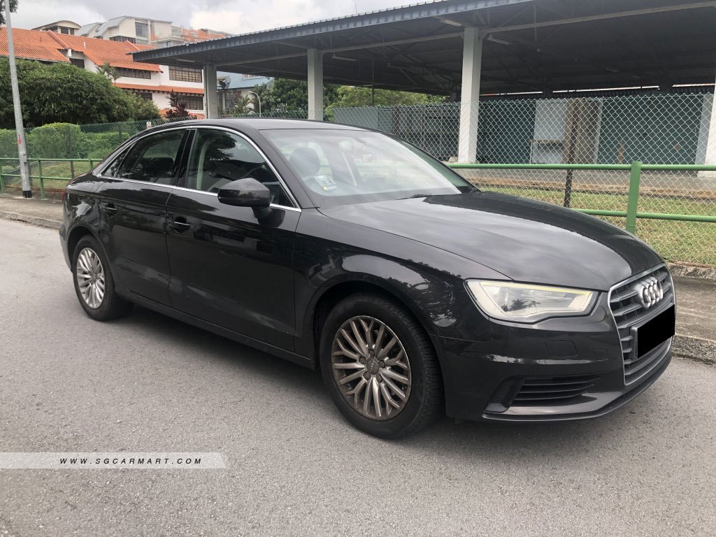 Audi A3 Sedan 1.4A TFSI S-tronic Ambiente